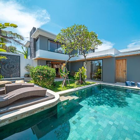 Villa Arunika - Stylish Tropical 2Br Villa Close To Nyanyi Beach! Selemadeg Exteriör bild