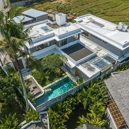 Villa Arunika - Stylish Tropical 2Br Villa Close To Nyanyi Beach! Selemadeg Exteriör bild