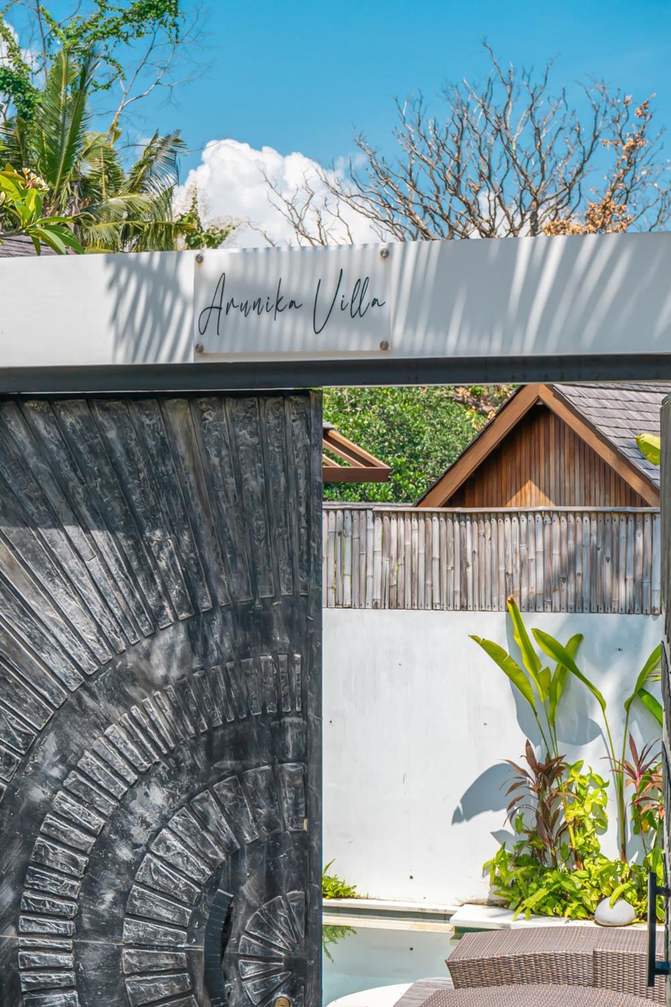 Villa Arunika - Stylish Tropical 2Br Villa Close To Nyanyi Beach! Selemadeg Exteriör bild