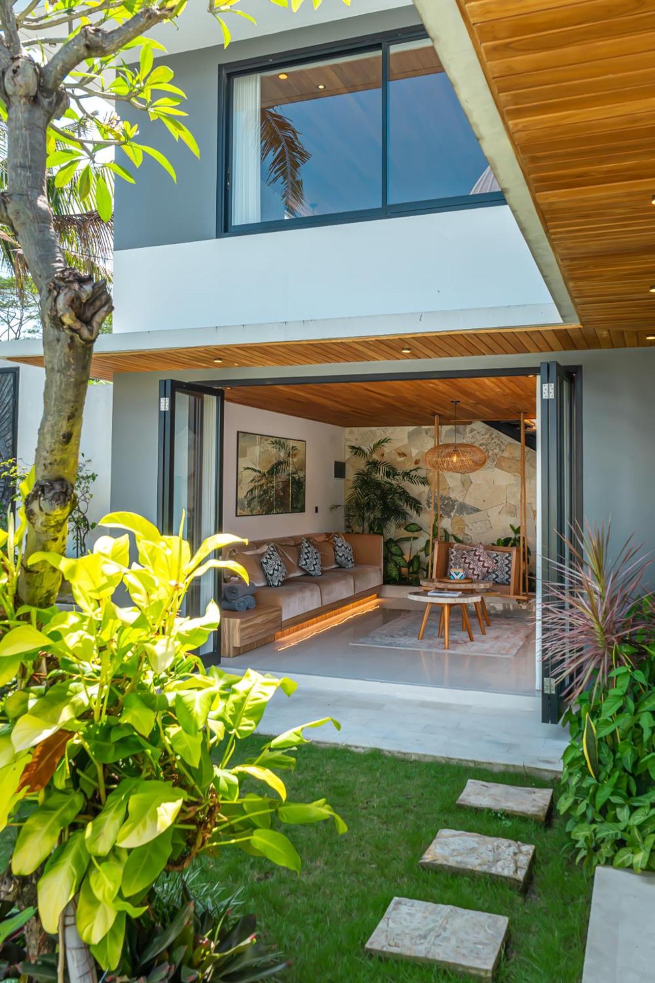 Villa Arunika - Stylish Tropical 2Br Villa Close To Nyanyi Beach! Selemadeg Exteriör bild